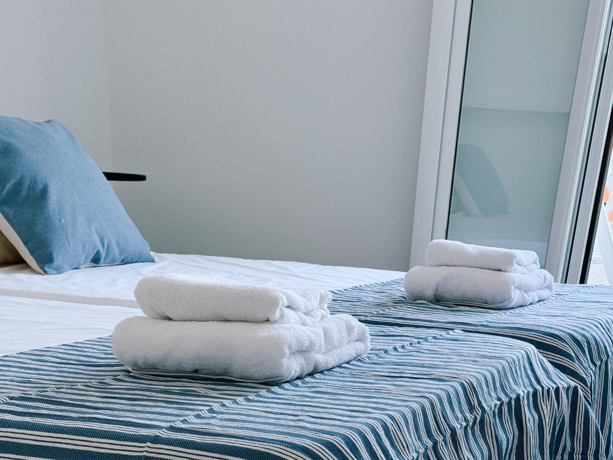 Hostal Sa Roqueta Mahon Kültér fotó