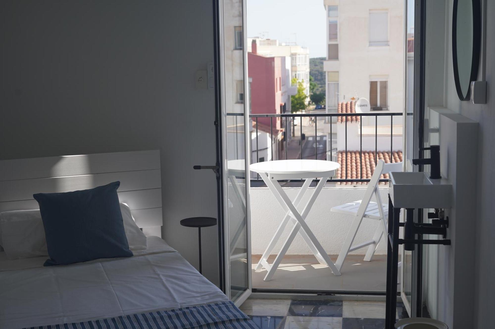 Hostal Sa Roqueta Mahon Kültér fotó